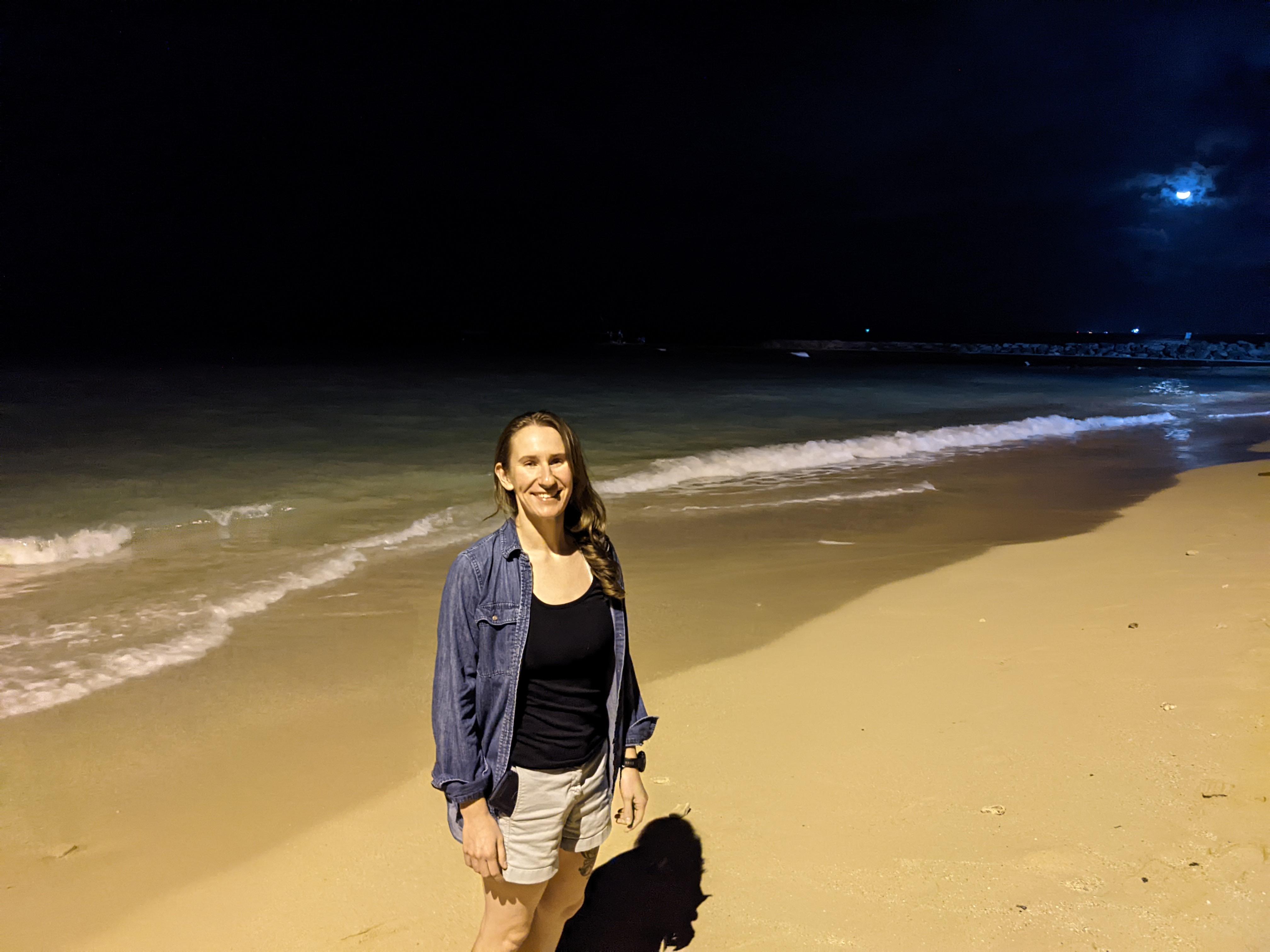 /images/hawaii-emily.jpg