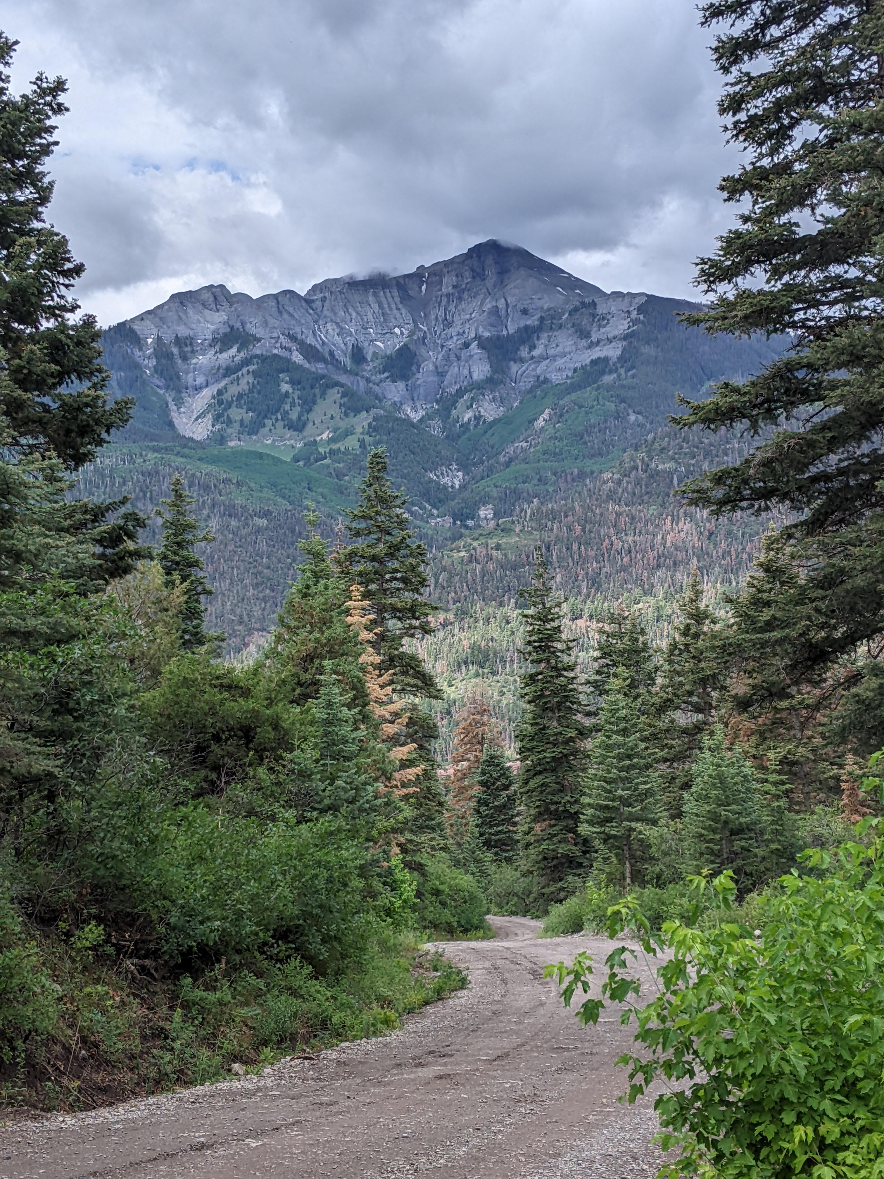 /images/ouray-mountain.jpg